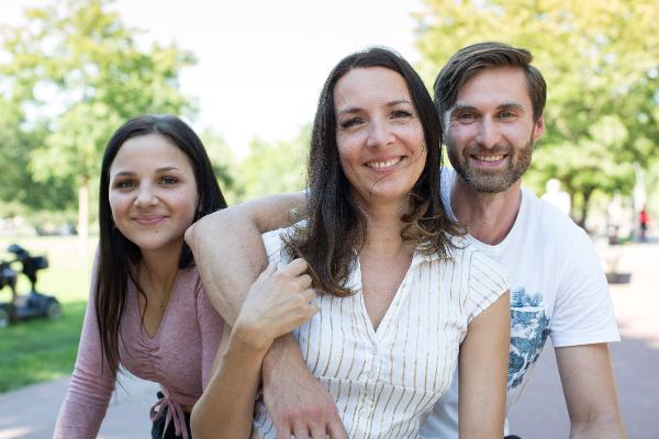 Portrait mit Mutter, Vater und Tochter Portrait mit Mutter, Vater und Tochter