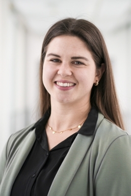 Portraitfoto von Katrin Strobel, Firmenberaterin der Deutschen Rentenversicherung Baden-Württemberg Portraitfoto von Katrin Strobel, Firmenberaterin der Deutschen Rentenversicherung Baden-Württemberg