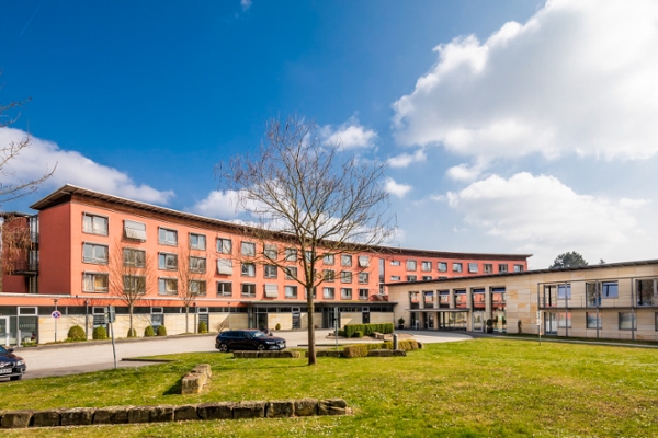 Aussenansicht vom Rehazentrum Bad Eilsen Aussenansicht vom Rehazentrum Bad Eilsen