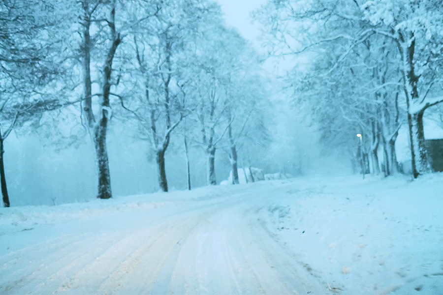 Verschneiter Weg zum Rehazentrum Oberharz Verschneiter Weg zum Rehazentrum Oberharz