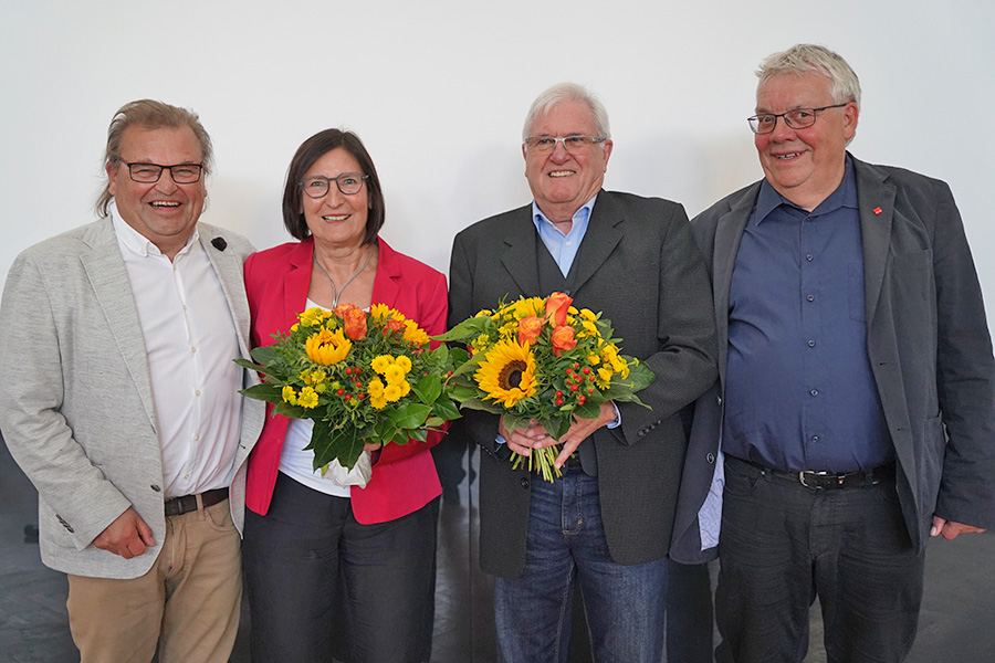 von links: Dr. Andreas Bierich, Helga Schwitzer, Professor Michael Sommer, Rolf Behrens von links: Dr. Andreas Bierich, Helga Schwitzer, Professor Michael Sommer, Rolf Behrens