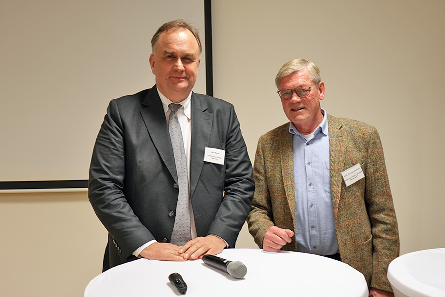 Die Ausrichter der Veranstaltung: Jan Miede (li.) und Professor Dr. Axel Haverich. Die Ausrichter der Veranstaltung: Jan Miede (li.) und Professor Dr. Axel Haverich.