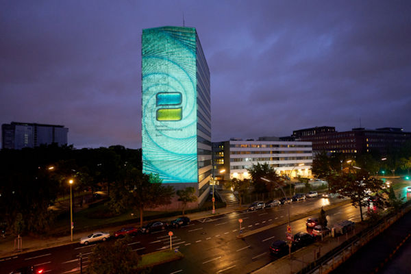 Anstatt an der Wand zeigt die DRV Bund diesem Jahr auf den Social-Media-Kanälen Facebook, Instagram und LinkedIn. Anstatt an der Wand zeigt die DRV Bund diesem Jahr auf den Social-Media-Kanälen Facebook, Instagram und LinkedIn.