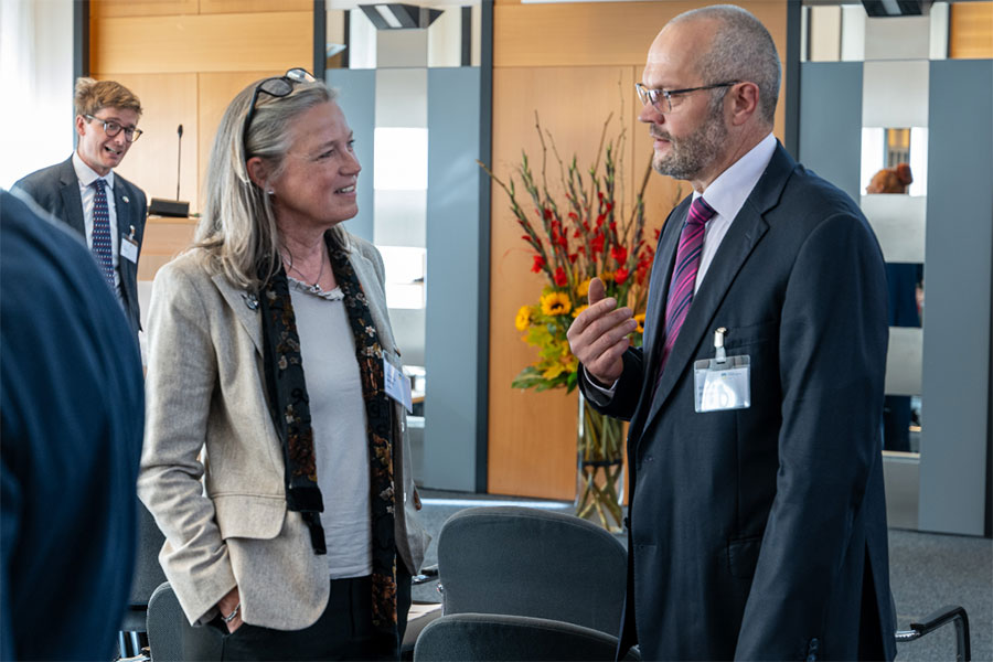 Christina Janzon im Gespräch Christina Janzon im Gespräch