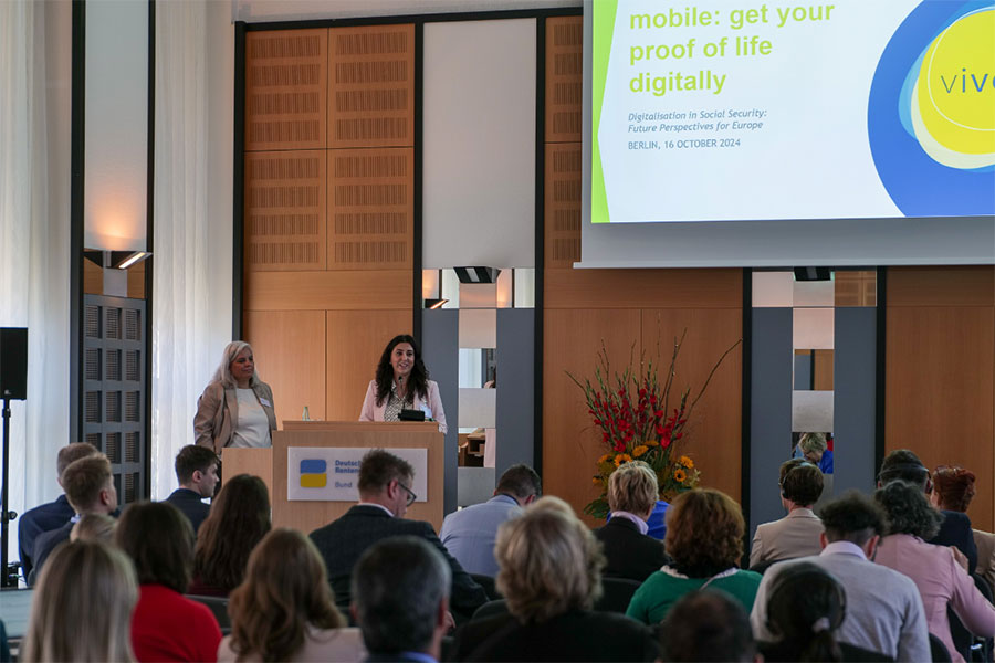 Nuria Ramos, Stellvertretende Direktorin des Nationalen Institutes für soziale Sicherheit (INSS) Spanien Nuria Ramos, Stellvertretende Direktorin des Nationalen Institutes für soziale Sicherheit (INSS) Spanien