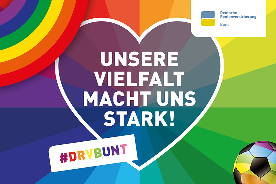 "One Love" bei der DRV Bund - Unsere Vielfalt macht uns stark steht in einem Herz auf einem regenbogenfarbenen Hintergrund "One Love" bei der DRV Bund - Unsere Vielfalt macht uns stark steht in einem Herz auf einem regenbogenfarbenen Hintergrund