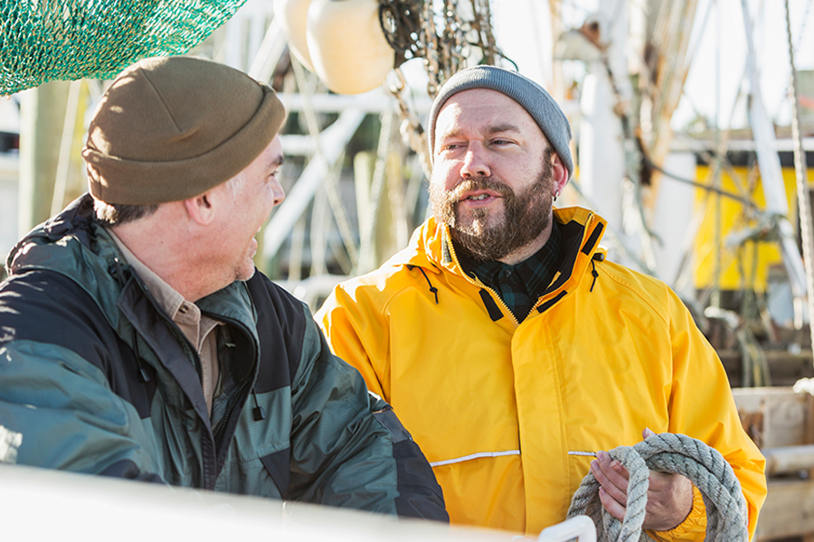 Zwei Seeleute auf einem Schiff Zwei Seeleute auf einem Schiff