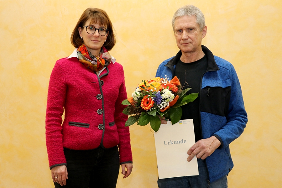 25-jähriges Dienstjubiläum: Ehrung bei der Deutschen Rentenversicherung Nordbayern in Bayreuth 25-jähriges Dienstjubiläum: Ehrung bei der Deutschen Rentenversicherung Nordbayern in Bayreuth