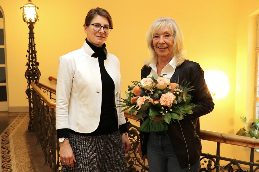 50 Jahre Treue zum Arbeitgeber:: Ehrung bei der Deutschen Rentenversicherung Nordbayern in Bayreuth 50 Jahre Treue zum Arbeitgeber:: Ehrung bei der Deutschen Rentenversicherung Nordbayern in Bayreuth