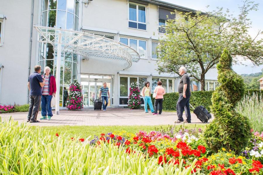 Eingangsbereich der Sinntalklinik in Bad Brückenau Eingangsbereich der Sinntalklinik in Bad Brückenau