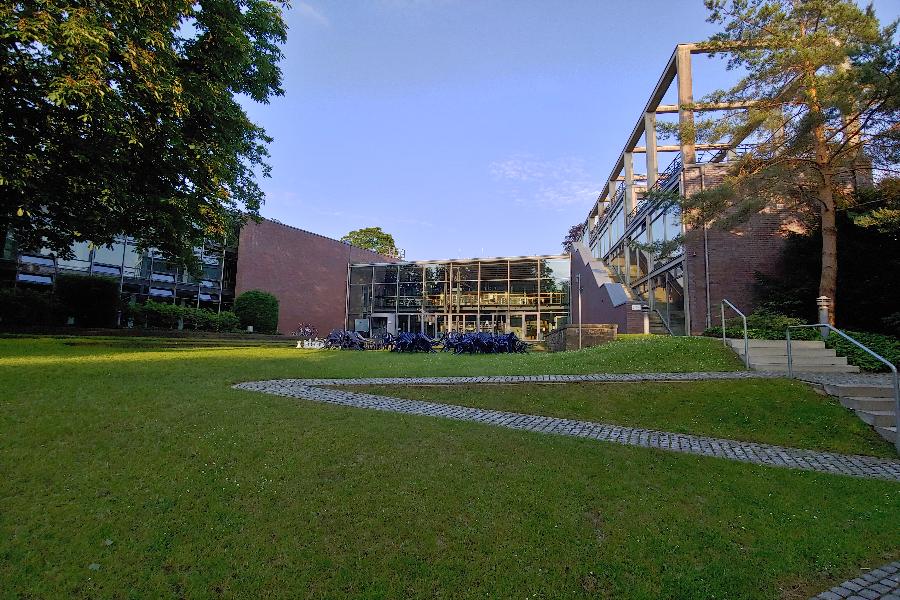 Gelände der Fachhochschule in Reinfeld Gelände der Fachhochschule in Reinfeld