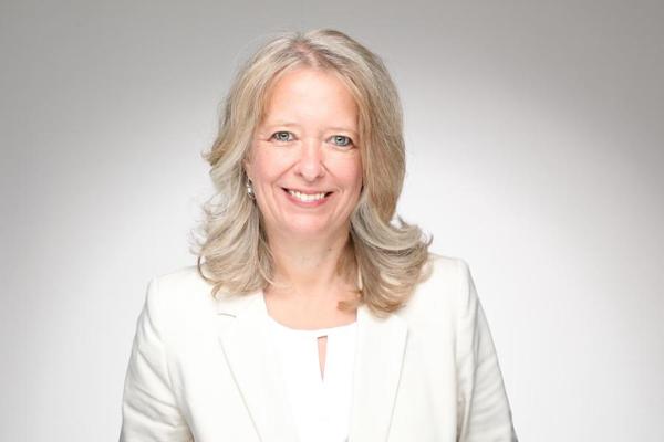 Portraitfoto von Karen Perk Portraitfoto von Karen Perk