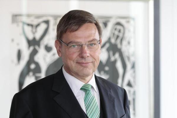 Portraitfoto von Dr. Hermann Peter Wohlleben Portraitfoto von Dr. Hermann Peter Wohlleben