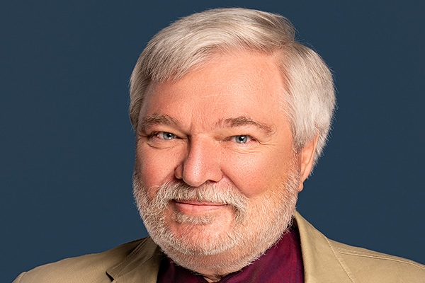 Portraitfoto von Manfred Niemann Portraitfoto von Manfred Niemann