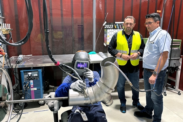 Firmenserviceberater Michael Kutzke bei der PFW Hutchinson in Speyer Firmenserviceberater Michael Kutzke bei der PFW Hutchinson in Speyer