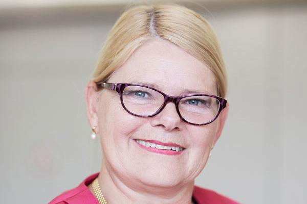 Dr. med. Ute Dederichs-Masius Dr. med. Ute Dederichs-Masius