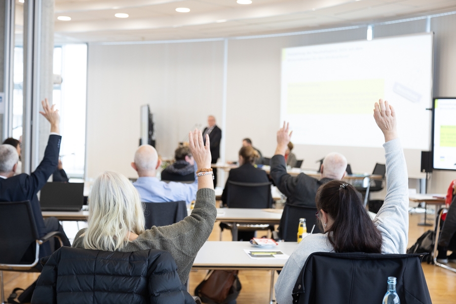Blick ins Plenum. Einstimmig wurde der Haushalt 2024 verabschiedet. Blick ins Plenum. Einstimmig wurde der Haushalt 2024 verabschiedet.