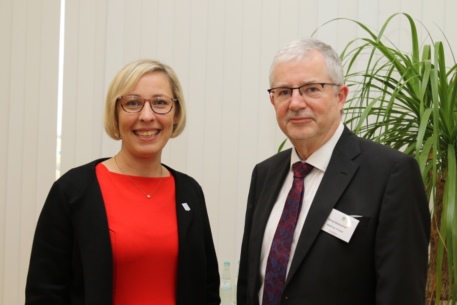 Matthias Förster mit Speyers Oberbürgermeisterin Stefanie Seiler Matthias Förster mit Speyers Oberbürgermeisterin Stefanie Seiler