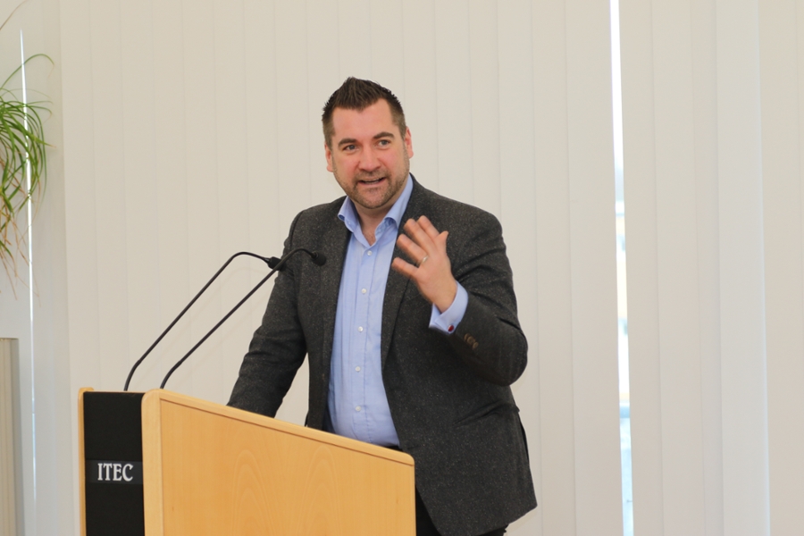 Staatssekretär Fedor Ruhose bei seiner Ansprache Staatssekretär Fedor Ruhose bei seiner Ansprache