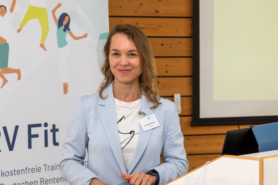 Die Vorsitzende der Vertreterversammlung Franziska Bliewert leitete durch die Sitzung. Die Vorsitzende der Vertreterversammlung Franziska Bliewert leitete durch die Sitzung.