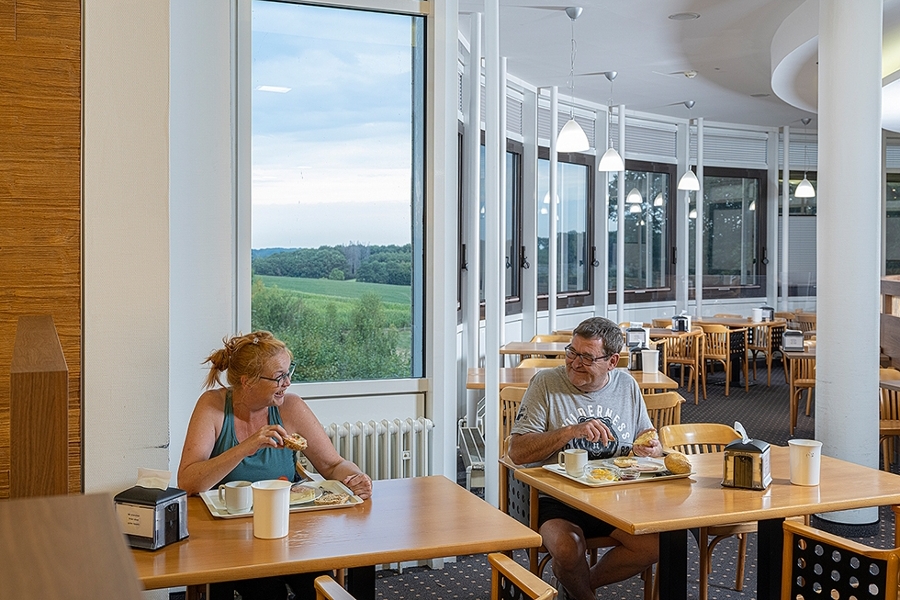 Restaurant für Patientinnen und Patienten in der Klinik Königsfeld Restaurant für Patientinnen und Patienten in der Klinik Königsfeld