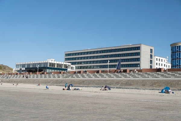 Außenansicht der Klinik Norderney Außenansicht der Klinik Norderney