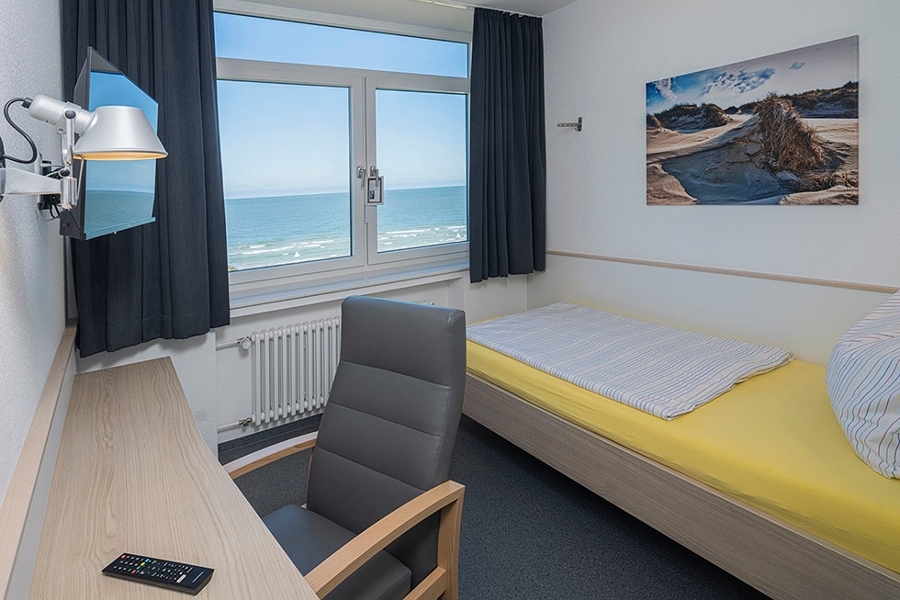 Zimmer für Patientinnen und Patienten in der Klinik Norderney Zimmer für Patientinnen und Patienten in der Klinik Norderney