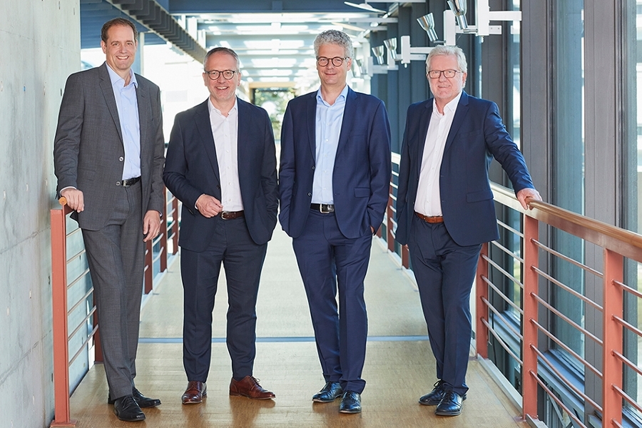 v. li.: Ernst-Peter Brasse, Prof. Dr. Volker Verch, Dr. Stefan Nacke und Alfons Eilers