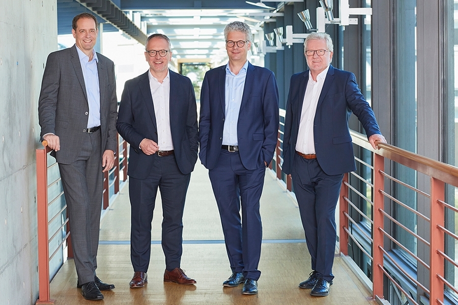 v. li.: Ernst-Peter Brasse, Prof. Dr. Volker Verch, Dr. Stefan Nacke und Alfons Eilers v. li.: Ernst-Peter Brasse, Prof. Dr. Volker Verch, Dr. Stefan Nacke und Alfons Eilers