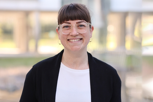 Ansprechpartnerinnen Ansprechpartnerinnen