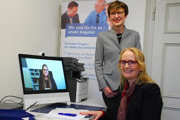 Premiere für NRW: Erste Videoberatung der Rentenversicherung in einer Stadtverwaltung Premiere für NRW: Erste Videoberatung der Rentenversicherung in einer Stadtverwaltung
